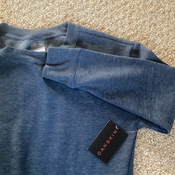 Sooo soft! NWT Danskn split hem tunic 💕 - Picture 4 of 4